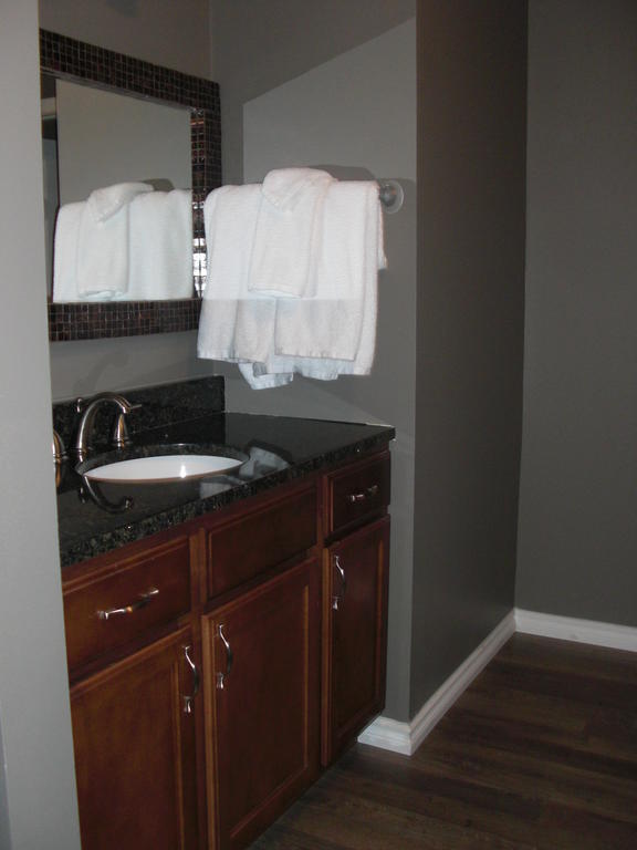 Seasons Extended Stay Suites Thunder Bay Room photo